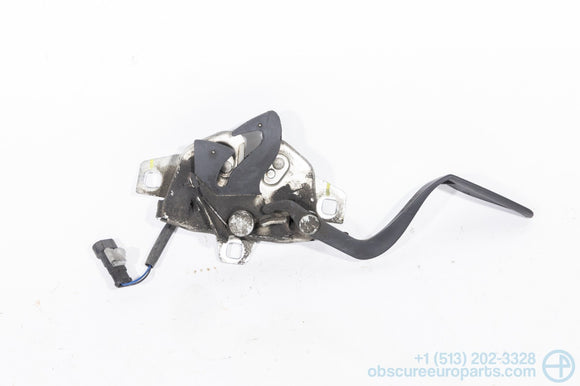 Used 2003-2007 Maserati M139 Quattroporte Hood Latch Mechanism
