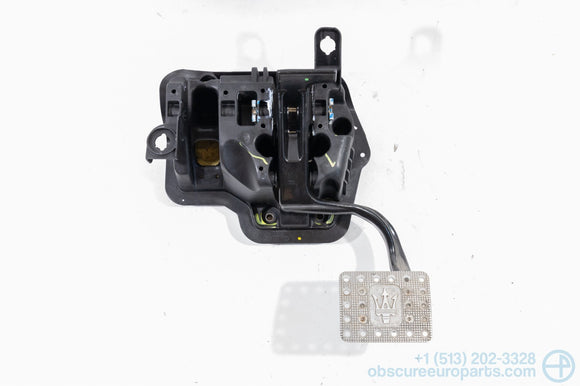 Used 2003-2007 Maserati M139 Quattroporte Sport GT Brake Pedal Assembly