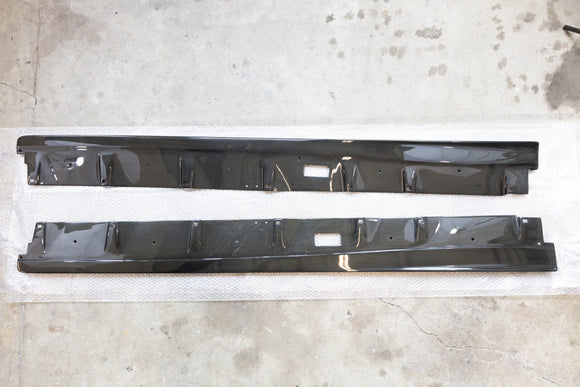 NOS APR Carbon Fiber Rocker Extensions for Audi R8