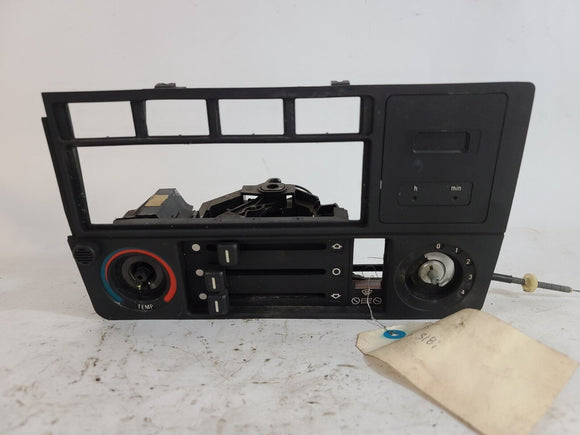 Used 1984-1992 BMW E30 318i 325i Climate Control w/ 2 Button OBC 1373654