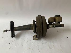 Used 1966-1974 Volvo 144 Brake Booster and Master Cylinder 678091